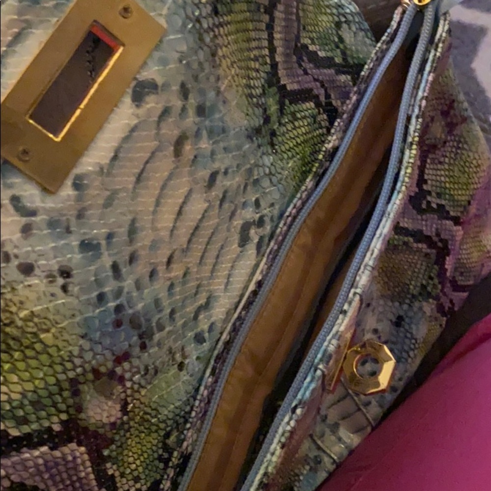 Shoulder bag - Picture 2 of 2